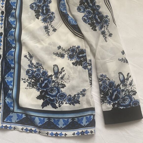 ⭐️nwt Ricki’s Floral Print Blouse⭐️ - Picture 3 of 10